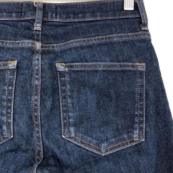 EVERLANE Mid Rise Dark Wash Jean Regular
Fit Stretch Jeans Size 28 Women EUC - Picture 10 of 17